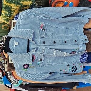 Vintage 2006 Christopher & Banks Retro Pinstripe Floral Embroidered Denim Trucke